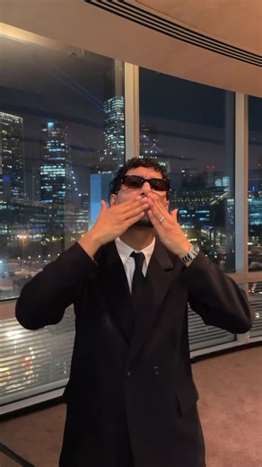 QUICK STYLE ® on Instagram: "The night is not over 🌙"