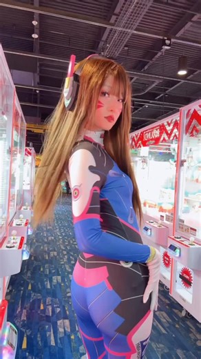 13K views · 781 reactions | She said she said she said she’s from Hawaii  do you know how to say cute in Japanese? KAWAII . . . #cosplay #dva #cosplaying #dvacosplay #cosplaygirl #cosplaygirls #dvacosplayer #overwatch #overwatchcosplay #dvaoverwatch #overwatchmemes | Sugarcoatedkiss | Facebook