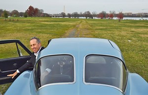 Seinfeld's 'Comedians in Cars' moves to Netflix this year