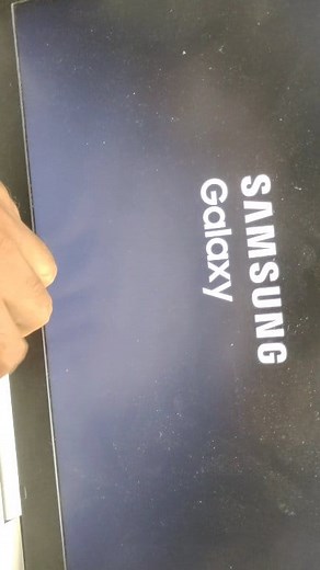 Samsung galaxy laptop windows boot menu #repairshorts #Samsunglaptopfix #Samsunglaptopbootmenu #ফেসবুক #SamsungTabfixing #facebookreel #TechRepair | Repair Error | Facebook