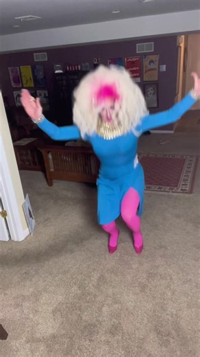 Get Sturdy with Drag Queen Hip Hop Dance | Betty White Castle