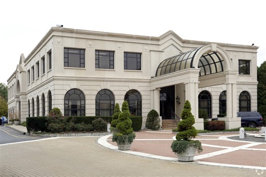 577 Chestnut Ridge Rd, Woodcliff Lake, NJ 07677 - Perillo Tours Plaza | LoopNet