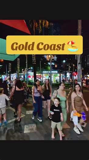 Explore Surfers Paradise: Your Dream Holiday Destination