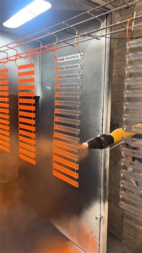 🚨 WOW ALERT! 🚨 Jeep just launched limited-edition Adventure & Extreme models — equipped with our accessories! 😎 Want to know more?! 👀🔥 #expeditiongear #accessoriesforadventure #jeepoffroad #jeepadventure #jeepextreme | Expedition-Gear