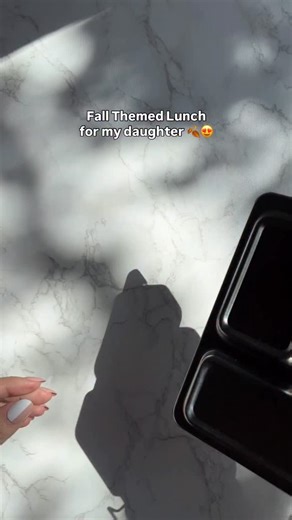 🍁Fall lunchbox. Olive loves when I make cute food and this is a very simple lunch that’s so cute for the season! Enjoy🧡 Today’s lunch 🎃Pumpkin sandwich - turkey, cheddar, spinach, mayo, mustard, salt and pepper 🍂Leaf shaped vegetable tortilla chips from Trader Joes mini sweet peppers hummus 🥧Pumpkin Pie Perfect Bar (has over 13 grams of protein and a blend of over 20 superfoods!) 🍊Mandarin pumpkin with cucumber 🍏Mini apple shaped chocolate #lunchbox #lunchideasforkids #fallfood #fallrecip