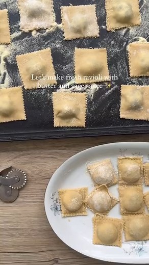 Recipe: https://www.savoringitaly.com/pasta-with-butter-and-sage-sauce/ My Pasta with Butter and Sage Sauce is quick, easy, and full of flavor. With just butter and sage, you can create a rich, nutty brown butter sauce with crispy sage in under 10 minutes.🙌 It's perfect for fresh pasta, gnocchi, or ravioli and only gets better with a sprinkle of Parmigiano Reggiano! | Savoring Italy