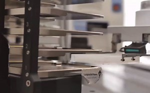 SLAS 2021 Balancing Flexibility and Scale in Lab Automation