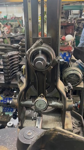 198K views · 3.3K reactions | Number one engine repair machine shop in Egypt , repairing and rebuilding engines for more than 70 years ! Visit our Shobra branch for any engine repair work ️✅ #machining #engine #rebuild | مصنع الجندى للصناعات المتطورة-El Gendy for Advanced Industries | Facebook