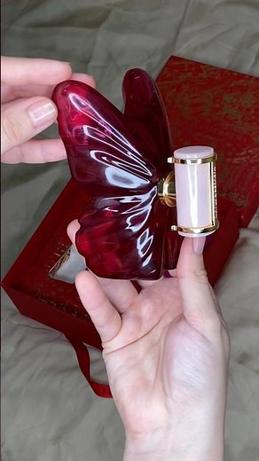 La Bomba fragrância por Carolina Herrera 💖 #carolinaherrera #carolinaherreraperfume