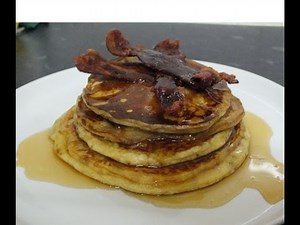 HOW TO MAKE PERFECT PANCAKES & SYRUP RECIPE + OPTIONAL BACON ON TOP