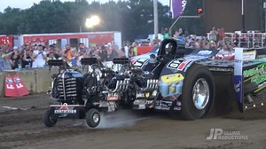 Super Modified pulling action from Session 2 at the 2018 Midwest Summer Nationals: Tractor, Truck and Mini-Rod Pull. | JP Pulling Productions