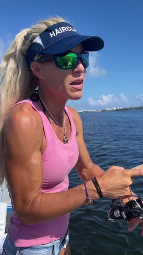 How To Inshore Troll for Massive Fish! | Darcizzle Offshore