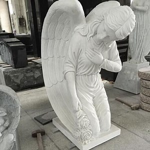 [Hot Item] Religious White Marble Garden Kneeling Angel Statue