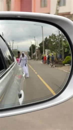 @Cartoon.comedian never disappoints 😊 Gown by us #teamfahma_naleey #somaliatiktok #nairobi #nairobi #bridaldirac #wedding #weddingtiktok #nairobitiktokers #bride #nairobibrides #muqdishotiktok #aroos #viralvideo #muqdish #viral