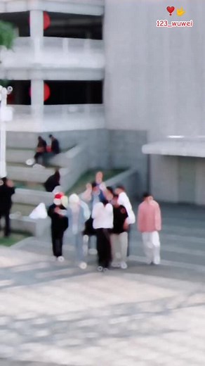 🤪Hello! 👋! Have a great day everyone. 😉😉#dance #dancechallenge #viraldance #trenddance #viraltoday #showworld21 #hlt #sharecopylink #makeittrend #fdcboyWXD #W大東 #123_wuwei 🤟