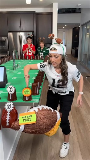 1.3M views · 10K reactions | football Game Fastest Wins the Big Prize   This video was produced by Network Media and Gett | Gameplay HQ | Facebook