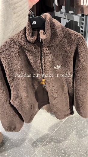 Sporty girl meets cosy Autumn 🍂 I NEED this Adidas jacket 😩 @adidas @JD Sports #adidaslover #newadidas #cosyszn #teddyjacket #adidasjacket