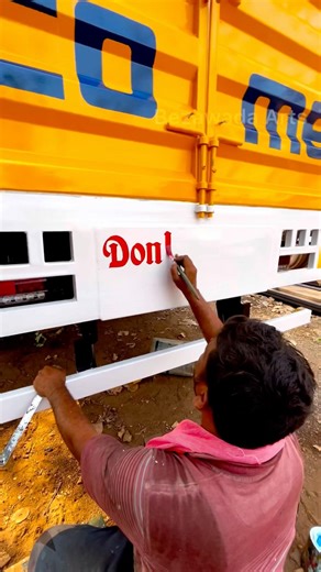 Talented Street Artist Paints AMAZING Calligraphy on Brand New Truck #viral #shorts #trending
