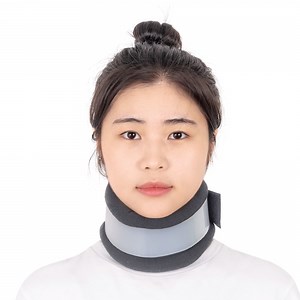 [Hot Item] Basic Customization Rigid Cervical Collar with Foam Lining for Neck Supported