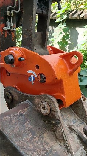 How To Change Excavator Bucket With A Quick Hitch Coupler