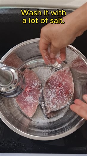 7.1K views · 33 reactions | Simple tips for washing your favorite fish before cooking. Enjoy! | Home Cooking with Somjit | Facebook