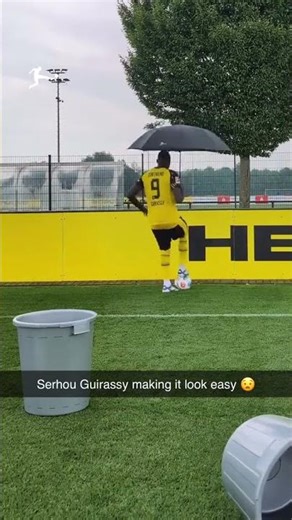 Guirassy skills 😮‍💨 (via bundesliga/TT)
