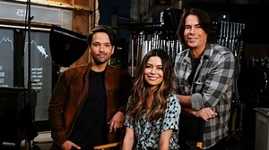 Watch the new trailer for the 'iCarly' reboot