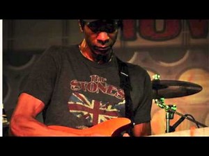 Bird's Eye View Backing Track ( Greg Howe )
