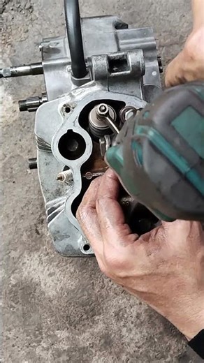 Motorcycle Top Overhaul That Restores Power #shorts #TopOverhaul #EngineRepair