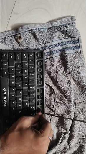 clean your keyboard (part-3).. #foryou #youtubeshorts #keyboard #ytshorts