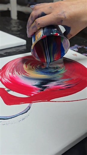 Day 1 of the Seguin, TX Fluid Art Workshop was a blast! Can't wait for tomorrow! #mixedmediagirl #acrylicpour | Mixed Media Girl