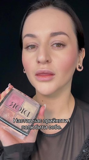 Makeup Application Tutorial with Expert Tips