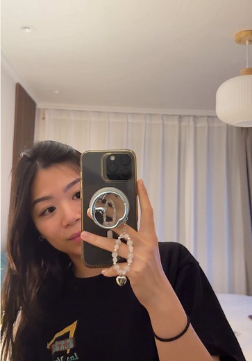 Functional and Cute Popsockets in Seongsu, Korea