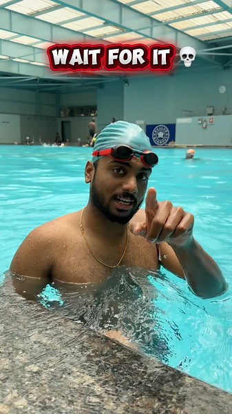 Underwater Swimming Challenge Gamer ❌ Swimmer ✅ #shorts #trending #viral