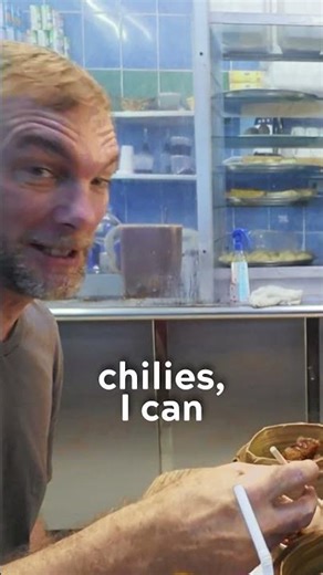 HAKAW DUMPLINGS: Binondo Chinatown Food Tour!