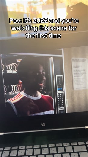 This scène is the defenition of perfection ##strangerthings #maxmayfield #2022 #st4 #runningupthathill