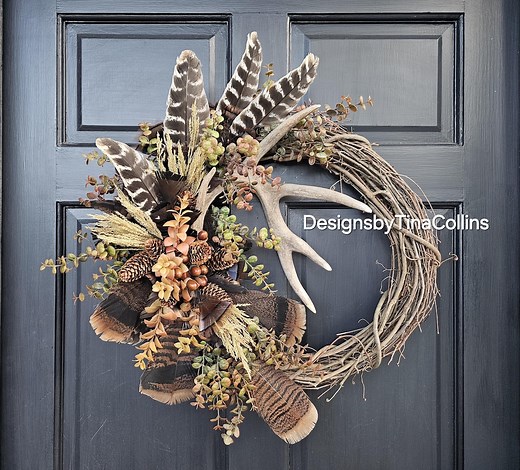Deer Antler Wreath: Rustic Cabin Decor With Pine & Turkey Feathers - Etsy