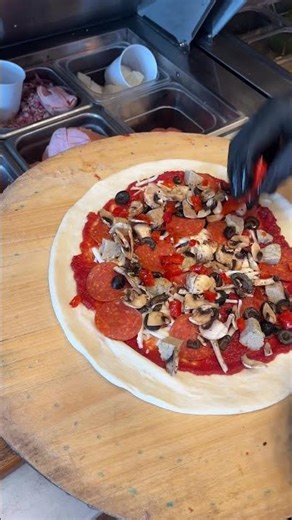 Dealer’s Pizza (Supreme) - Brick Oven Pizzeria - Glendale, CA