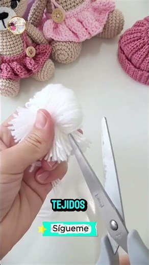 📌Cómo hacer un pompón perfecto en 1 minuto con cartón 🧶✨ [Tutorial fácil de tejido]