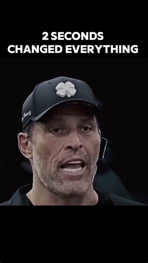 Tony robbins answered her question in 2 seconds. #tonyrobbins #viral #love #relationship #views