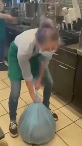 Pack your bags, it’s time to fly to your dream destinations with AirAsia at 20% OFF! ✈️ That’s right, enjoy this unbeatable deal on ALL SEATS, ALL FLIGHTS to Osaka, Maldives, Chiang Mai, Shanghai and many more 😍 Book now via AirAsia Move: https://air.asia/ZASz5 📲Booking period: now until 28th April 2024 🛫Travel period: 6 May - 30 Nov 2024 | KL Foodie