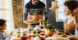 What to Wear for Thanksgiving: The Best Men’s Outfit