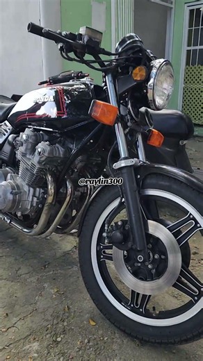 This is a legendary Honda CB750 motorcycle #hondacb #cb750f #cb750 #legendarymotorcycles