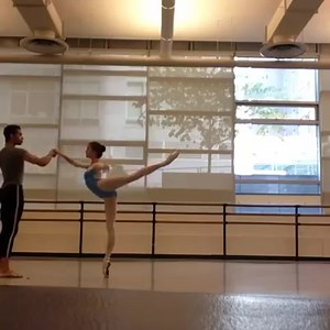 Dancer Videos on Reels