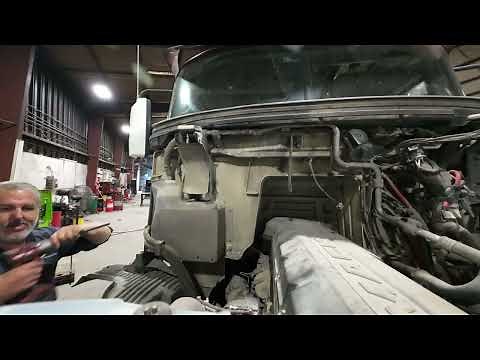 Mack/Volvo Injector sleeve replacement