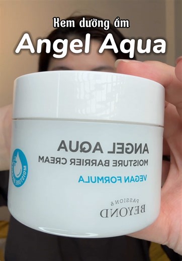 Kem dưỡng ẩm Angel Aqua Moisture Barrier Cream phiên bản hộp trắng. Kem dưỡng này mình thấy cực ổn nhưng ít video được nhắc đến 🥹 #angelaqua #kemduongam #review #tiktokshop #beautytok #skincare #xuhuong #trainghiem #beyond