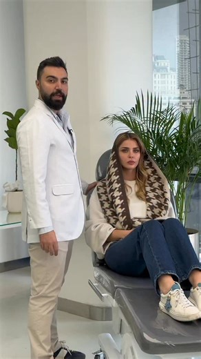 ‎دکتر آریا رضایی | پزشک زیبایی‎ on Instagram‎: "تزریق فیلر با متد سوپرا؛ رویکردی علمی برای دستیابی به اصلاحات ظریف و طبیعی در تکنیک سوپرا، تزریق فیلر با روشی عمقی، کنترل‌شده و با حداقل میزان ماده انجام می‌شود. این متد بر پایه اصول آناتومیک و بررسی دقیق نیازهای هر ناحیه طراحی شده و هدف آن ایجاد اصلاحات مینیمال، هماهنگی بیشتر چهره و حفظ ظاهر طبیعی فرد است. در این روش، به‌جای حجم‌دهی بیش از حد، تمرکز بر بازسازی ساختارهای عمقی، اصلاح ناهم‌ترازی‌ها، بهبود خطوط ظریف و تقویت نقاط کلیدی حمایت‌کننده چهره