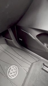 The New Buick Enclave features TONS of tech!  Heated Steering Wheel w/ Controls  Heads-up Display  Digital Touchscreen  WiFi Hotspot & Wireless Phone Charging  Access Vehicle Controls From Your Smartphone w/ myBuick  Heated AND Ventilated Seats ❄  Bose Speaker System Shop our inventory now at https://www.garberbuick.com/inventory/new/buick-enclave.htm #Buick #Enclave #Feature #GarberBuick #Saginaw | Garber Buick | Facebook