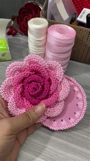 Crochet Rose Coin Purse: A Step-by-Step Tutorial