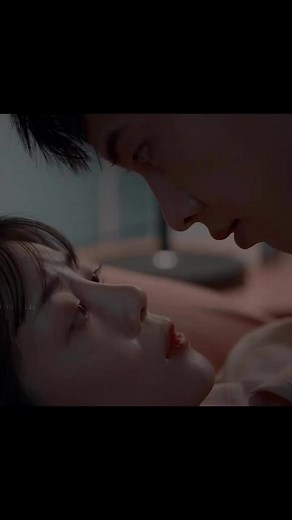 🤍🕊 #drama #drakorterbaru #romantic #kissing #love #asiandrama #dramakorean #scenesdrama #sceneskissing #couplegoals #couplelove #kissme | Drama Asian
